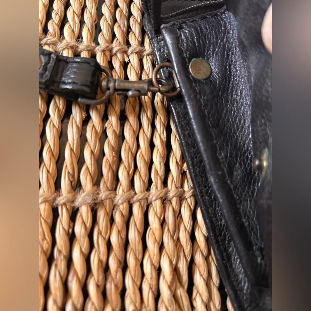 Leather clutch with wristlet - Picture 16 of 16
